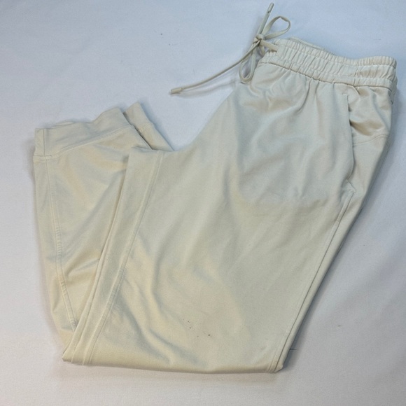 Lululemon Athletica Joggers - Picture 1 of 9